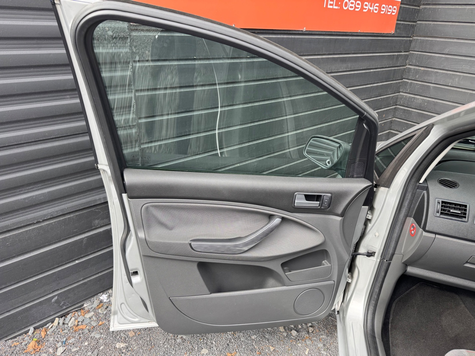 Ford C-Max 1.6 ACTIVE 90PS 5SPEED 5DR — thumbnail 17