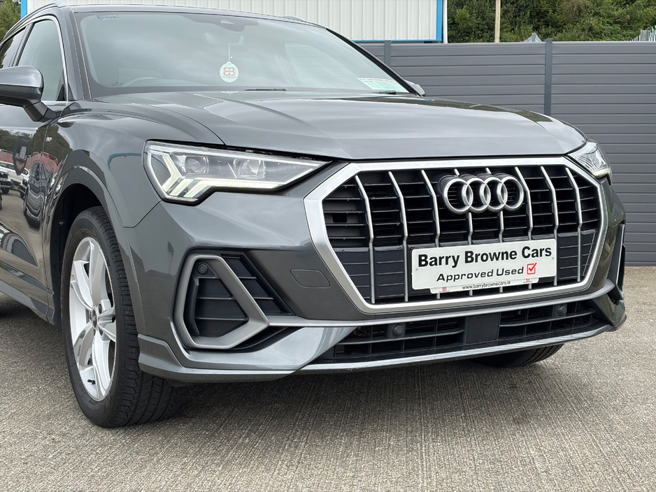 2021 Audi Q3 2L Diesel For Sale Images