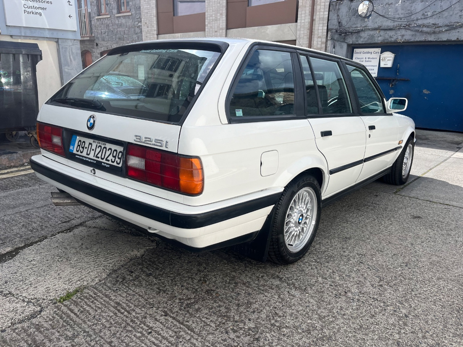 1989 BMW 3 Series 2.5L Petrol For Sale Images