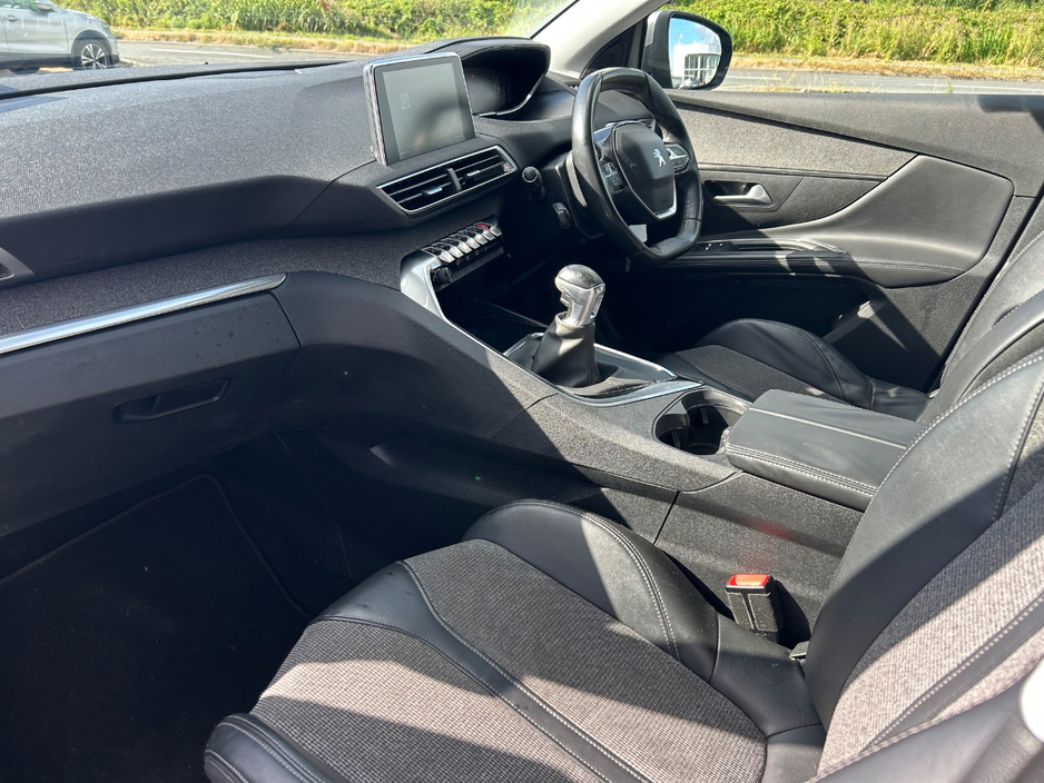 2018 Peugeot 5008 1.6L Diesel For Sale Images