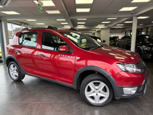 Dacia Sandero STEPWAY ALTERNATIVE 1. 1.5 DCI 90
