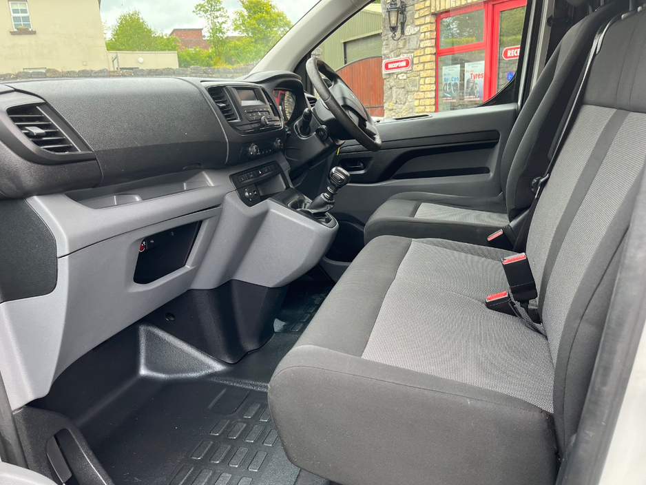 2017 Peugeot Expert 2L Diesel For Sale Images