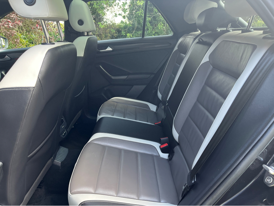 2022 Volkswagen T-Roc 2L Diesel For Sale Images
