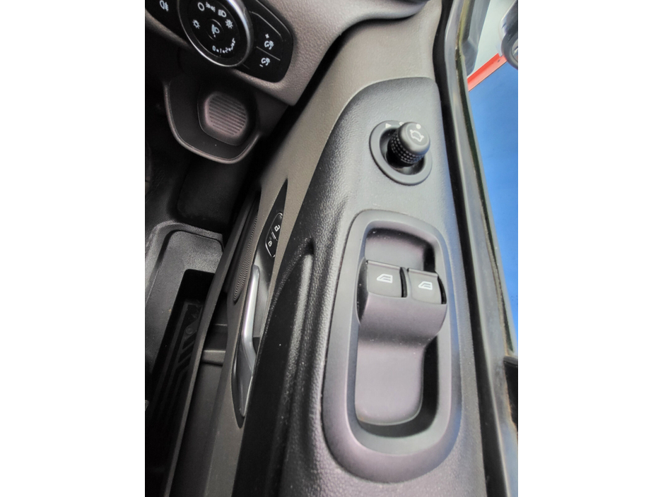 2020 Ford Transit 2L Diesel For Sale Images