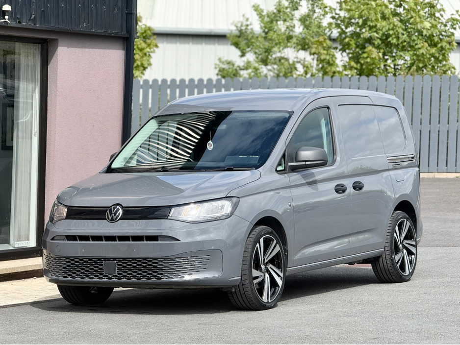 2022 Volkswagen Caddy 2L Diesel For Sale Images