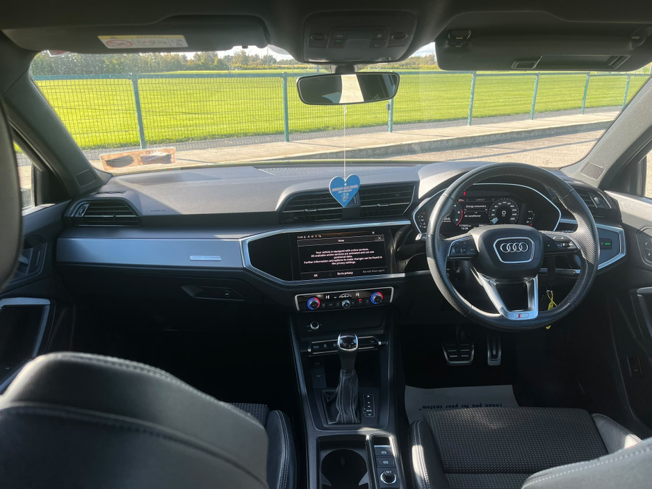 2023 Audi Q3 2L Diesel For Sale Images