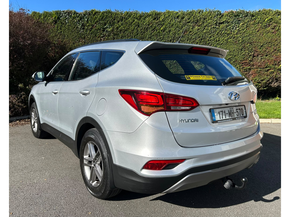 2017 Hyundai Santa Fe 2.2L Diesel For Sale Images