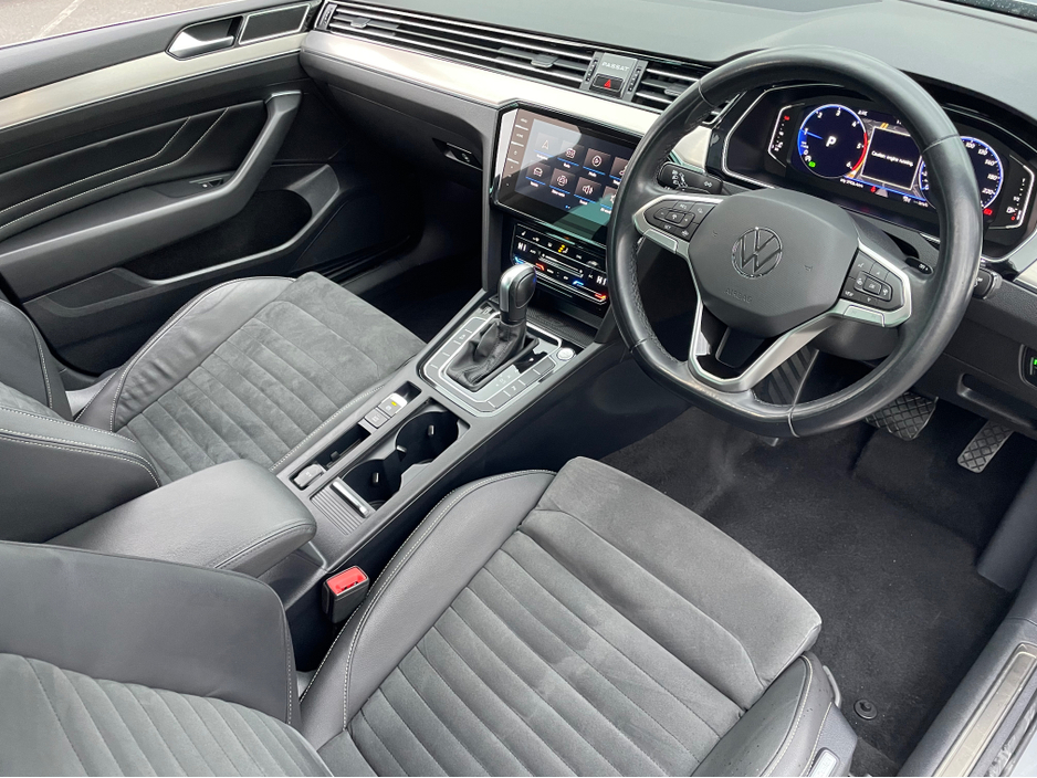 2022 Volkswagen Passat 2L Diesel For Sale Images