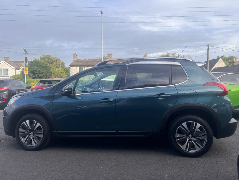 Peugeot 2008 Low Kms High Spec Superb Value ALLURE PREMIUM Manual Petrol www.bolands.ie Est.1955 — thumbnail 13