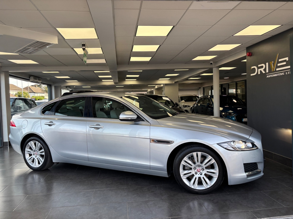 2016 Jaguar XF For Sale Images