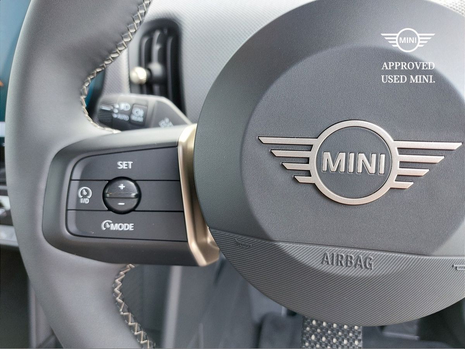 MINI Hatch COOPER Cooper C Exclusive — thumbnail 17