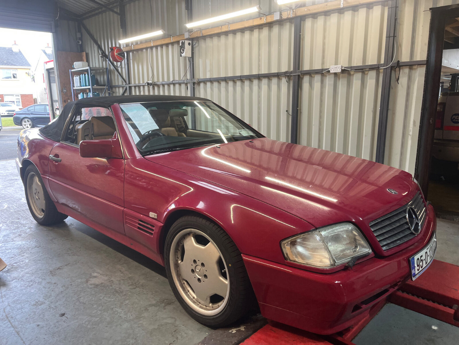1995 Mercedes-Benz SL Class 3.2L Petrol For Sale Images