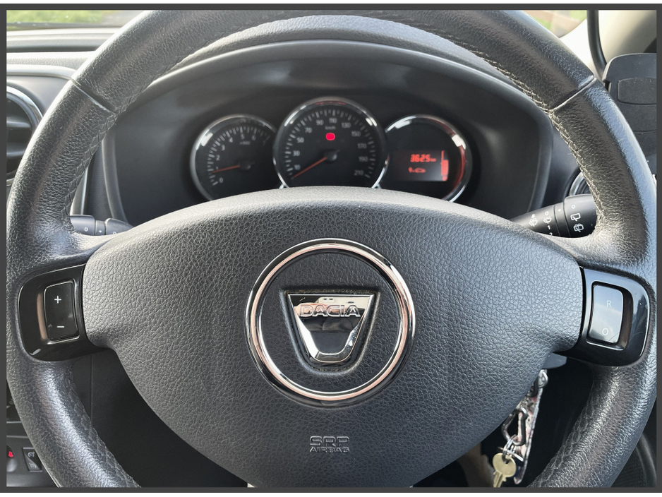 Dacia Sandero STEPWAY SIGNATURE 1.5 DCI 90 4 — thumbnail 13