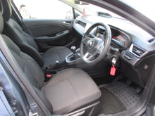 2022 Renault Clio 1L Petrol For Sale Images