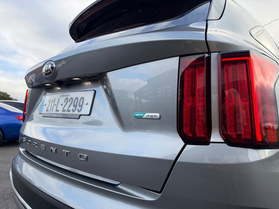 2021 Kia Sorento 1.6L Petrol Plug-in Hybrid For Sale Images