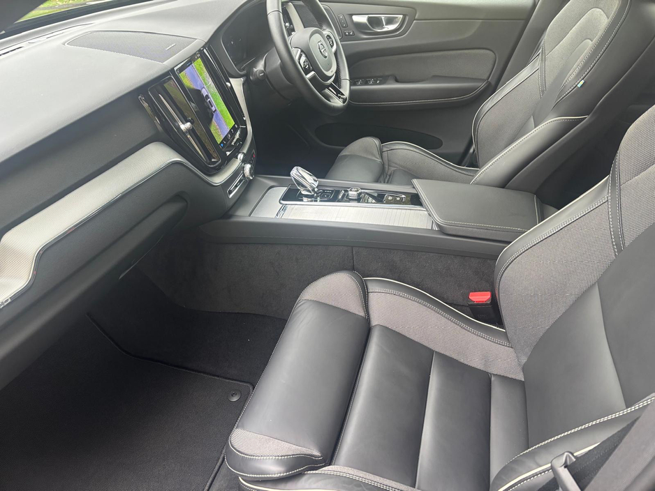 2025 Volvo XC60 2L Petrol Plug-in Hybrid For Sale Images