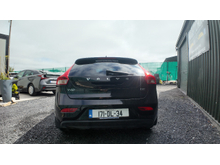 2017 Volvo V40 2L Diesel For Sale Images
