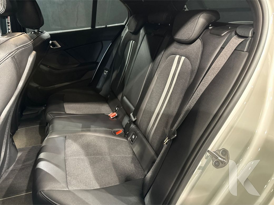 BMW 1 Series ONLY 686KM - 1.5 AUTOMATIC - FACTORY ALLOYS - CRUISE CONTROL - REVERSE CAMERA — thumbnail 22