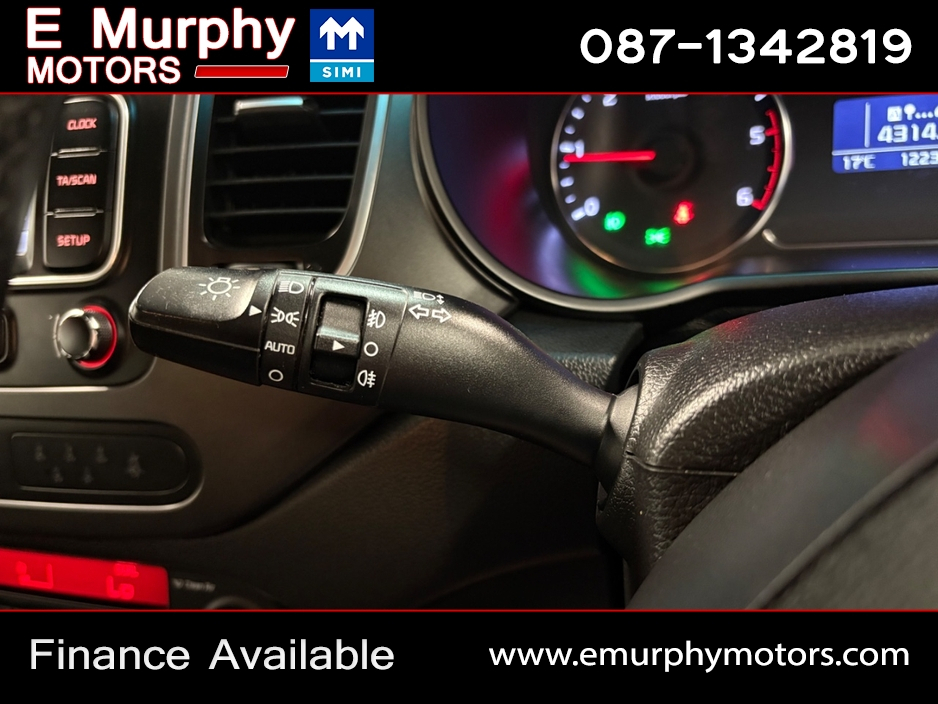 2015 Kia Carens 1.7L Diesel For Sale Images