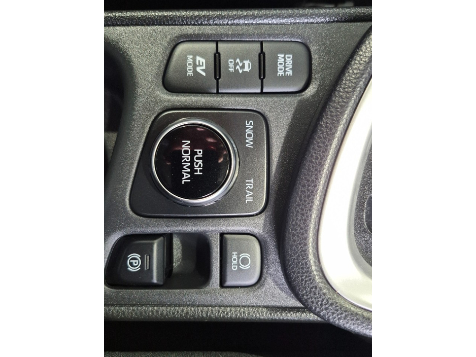 2023 Toyota Yaris Cross 1.5L Petrol Hybrid For Sale Images