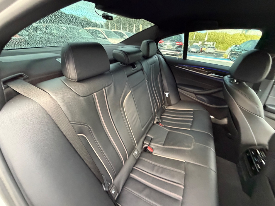 BMW 5 Series **DEPOSIT TAKEN** M-SPORT 530E - 2.0L PETROL HYBRID - AUTO - 12M WARRANTY - CAR: 2264 — thumbnail 38
