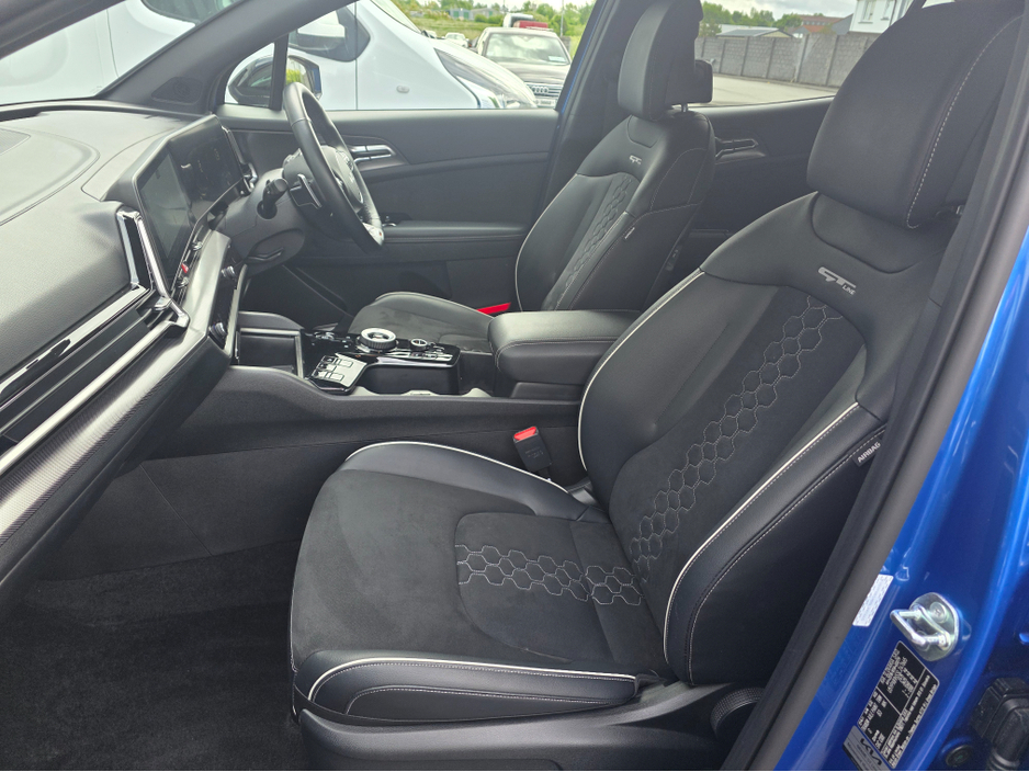 2025 Kia Sportage 1.6L Petrol Plug-in Hybrid For Sale Images