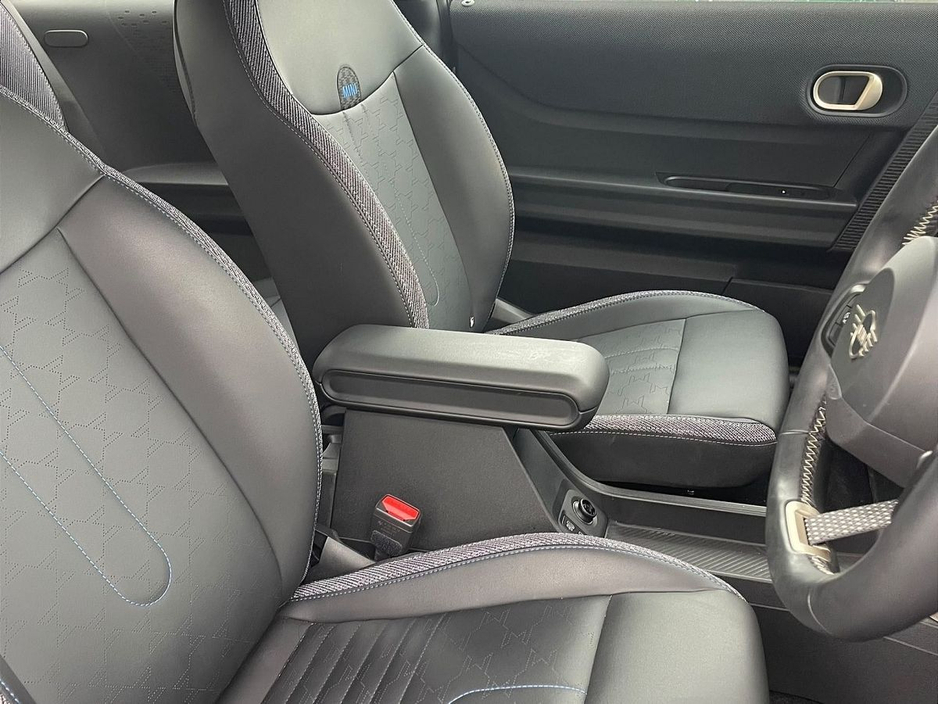 2024 MINI Hatch 1.5L Petrol For Sale Images
