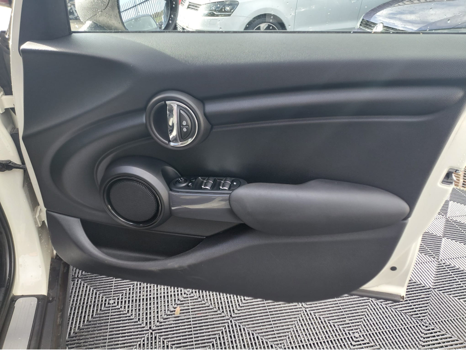 2015 MINI Cooper 1.2L Petrol For Sale Images