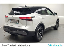 Nissan Qashqai 1.3 PET MILD HYBRID SV...
