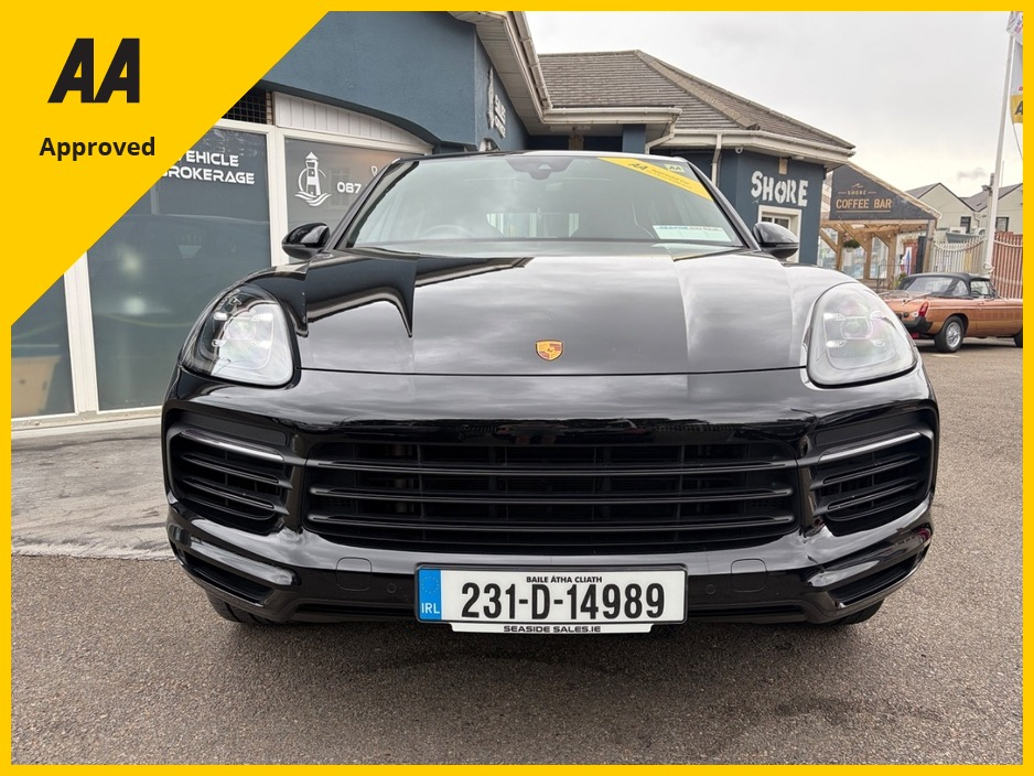 2023 Porsche Cayenne 3L Petrol Plug-in Hybrid For Sale Images