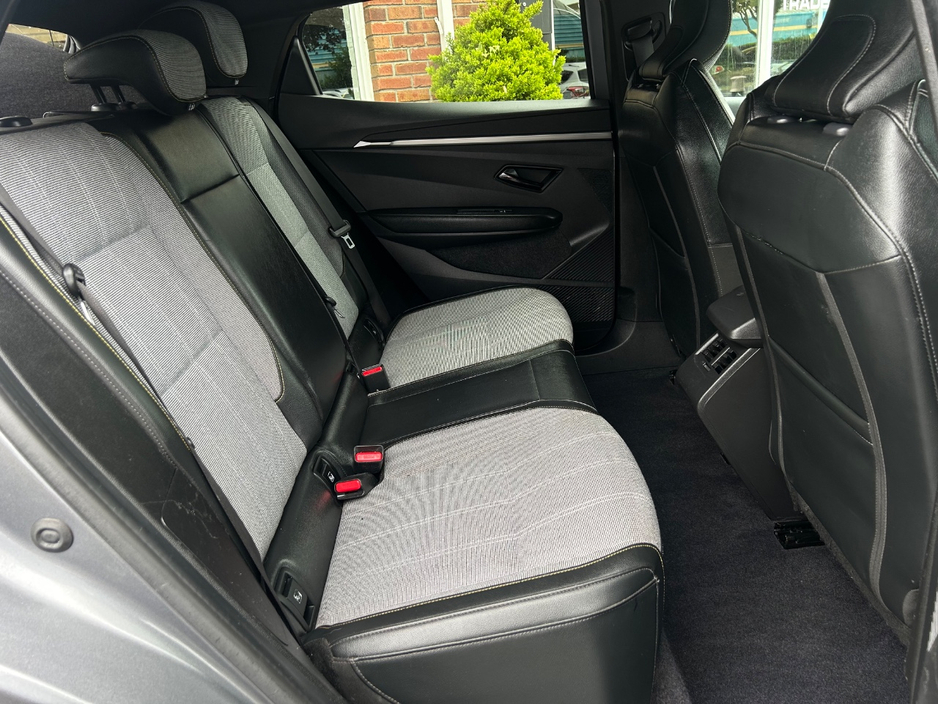2024 Renault Megane 0L Electric For Sale Images