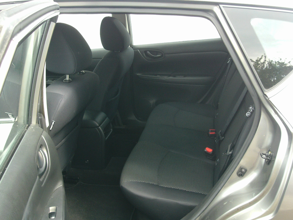 Nissan Pulsar 1.2 T XE  ** FSH ** NCT 04/27 — thumbnail 23