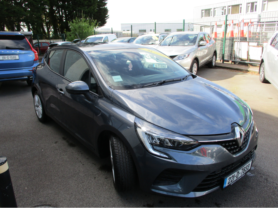 2022 Renault Clio 1L Petrol For Sale Images