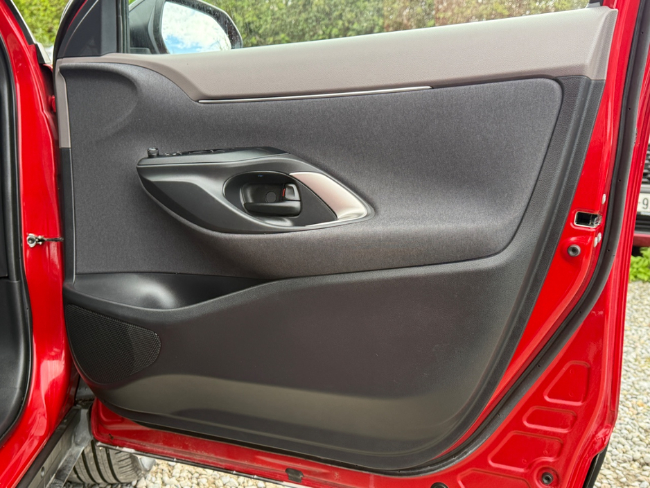 2024 Toyota Yaris Cross 1.5L Petrol Hybrid For Sale Images