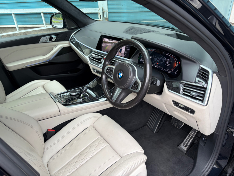 2021 BMW X7 3L Diesel For Sale Images
