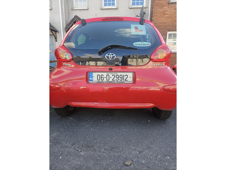 Toyota Aygo 1.0 5DR AURA — thumbnail 7