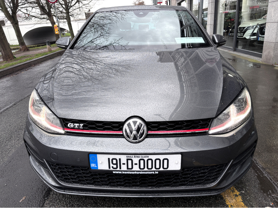 2019 Volkswagen Golf 2.0L Petrol For Sale Images