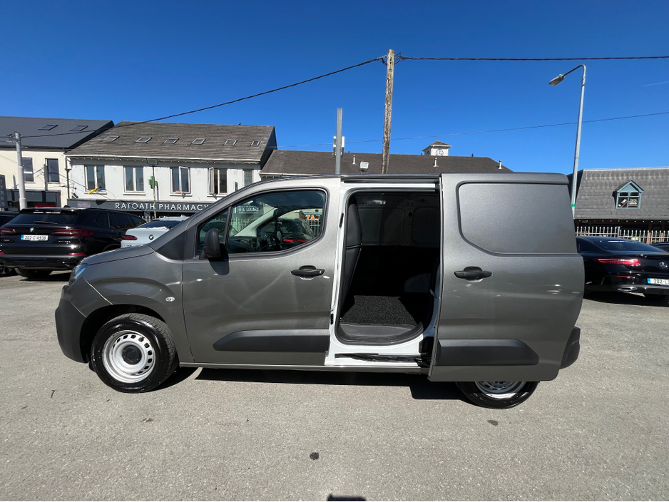 2022 Citroen Berlingo 1.5L Diesel For Sale Images