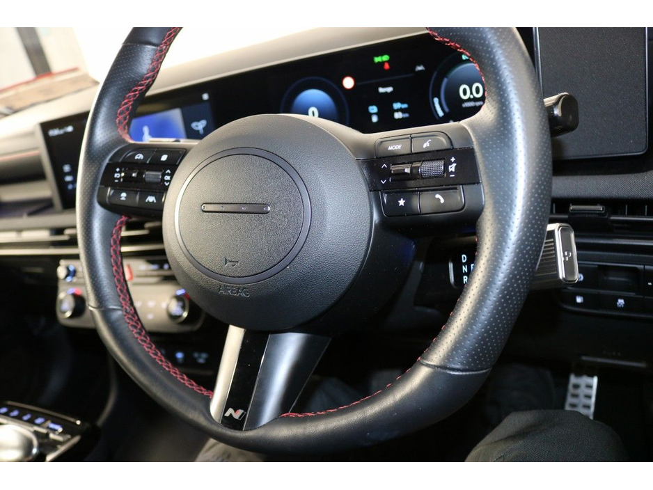 Hyundai Tucson N-Line PHEV 1.6L Petrol Automatic SUV — thumbnail 18