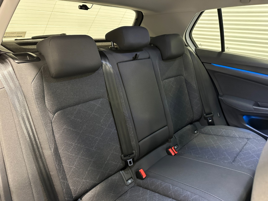 2021 Volkswagen Golf 1L Petrol For Sale Images