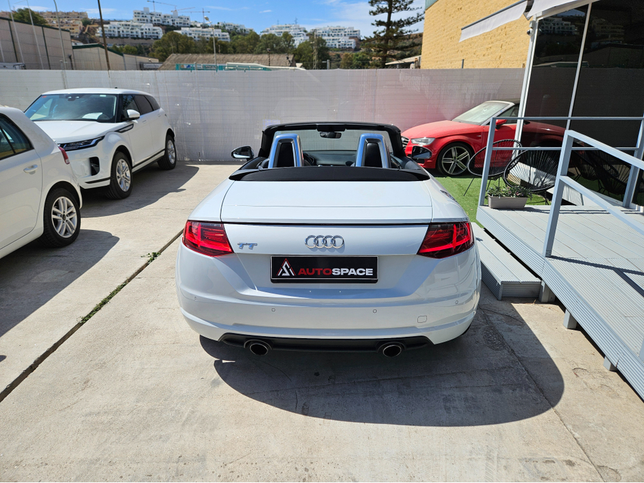 2016 Audi TT 2L Petrol For Sale Images