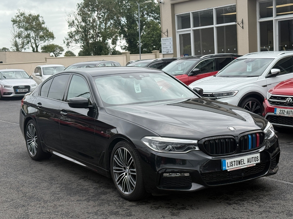BMW 5 Series M-SPORT 523D 190BHP AUTOMATIC 2.0 DIESEL *VIRTUAL COCKPIT, REAR VIEW CAMERA, 19 " DIAMOND CUT ALLOYS, PARKING SENSORS FRONT & REAR, PADDLE SHIFT, MEMORY SEATS, LEATHER UPHOLSTERY,3 STAGE HEATED SEATS* — thumbnail 4