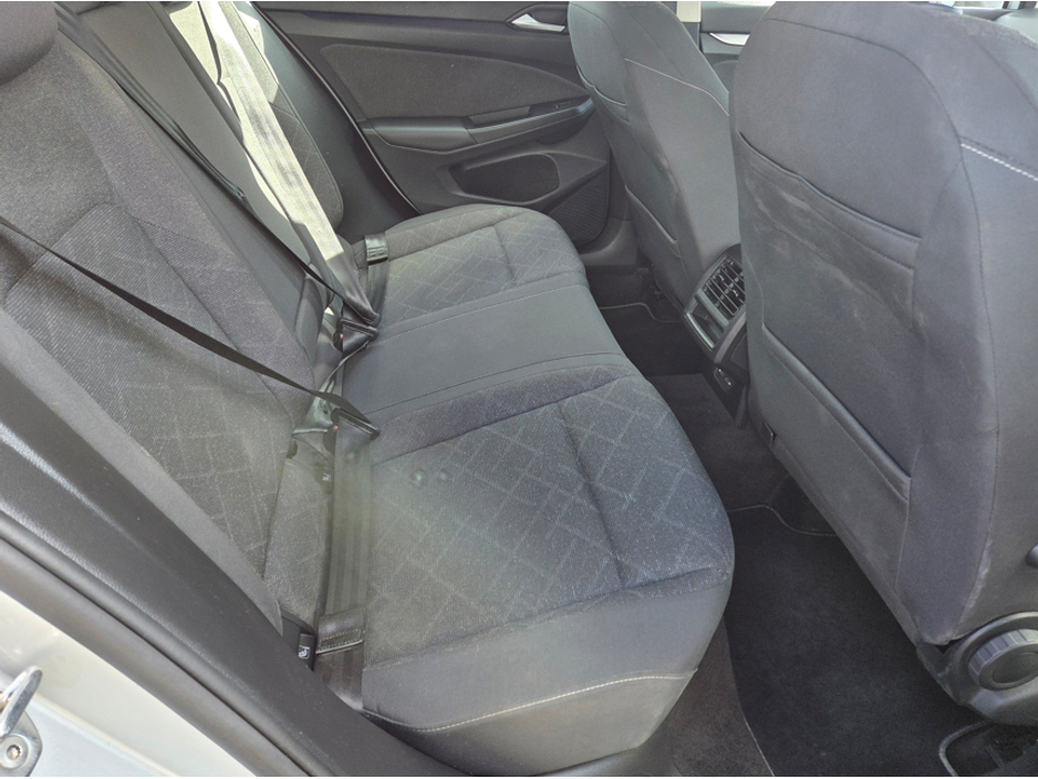 2023 Volkswagen Golf 2L Diesel For Sale Images