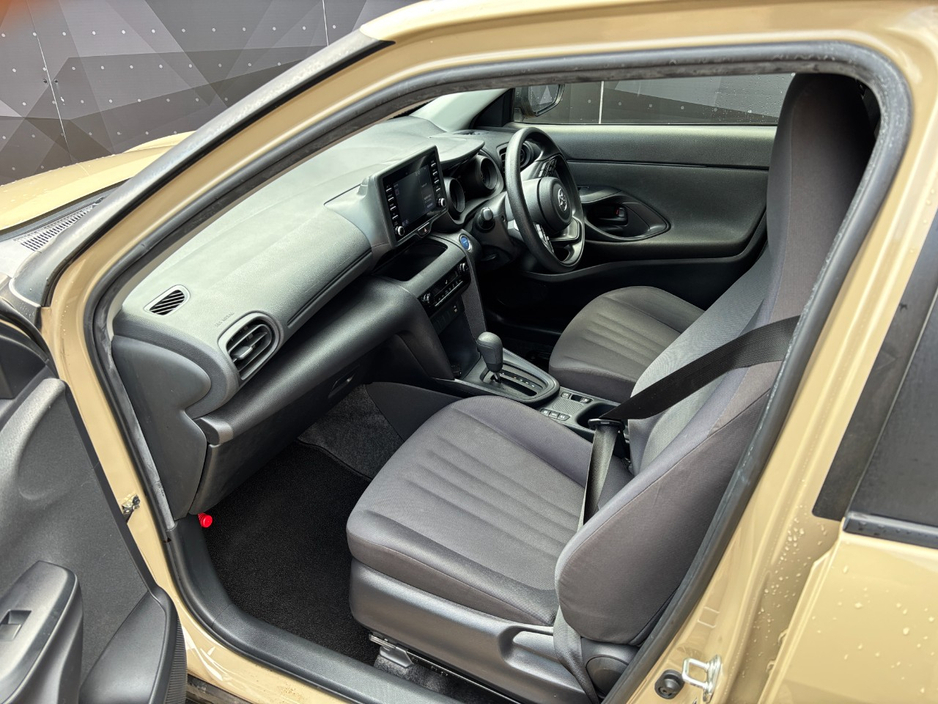 2021 Toyota Yaris Cross 1.5L Petrol Hybrid For Sale Images