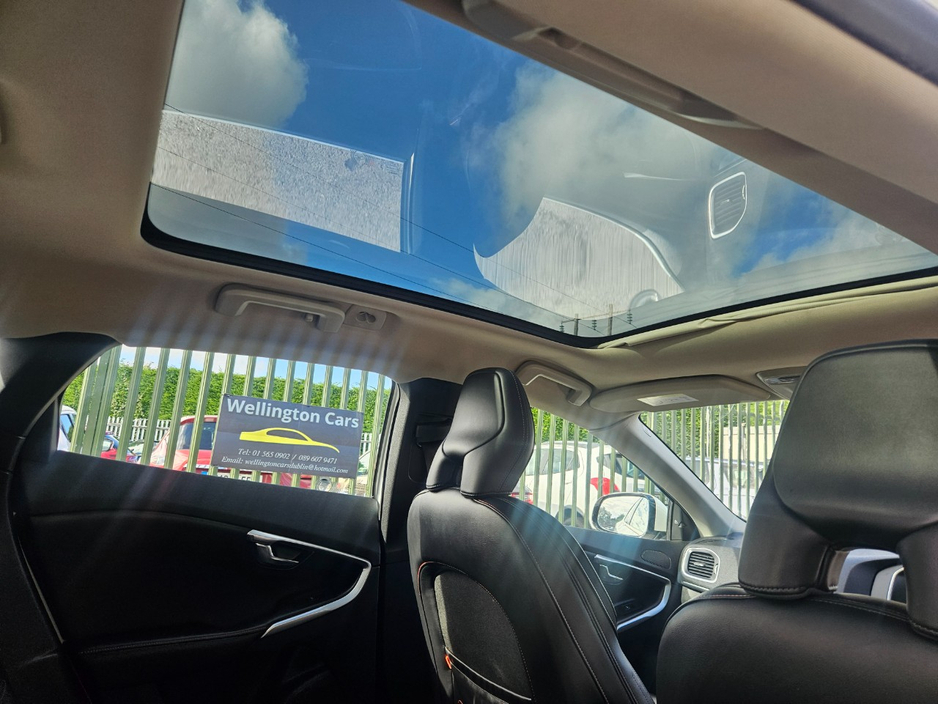 2015 Volvo V40 1.6L Petrol For Sale Images