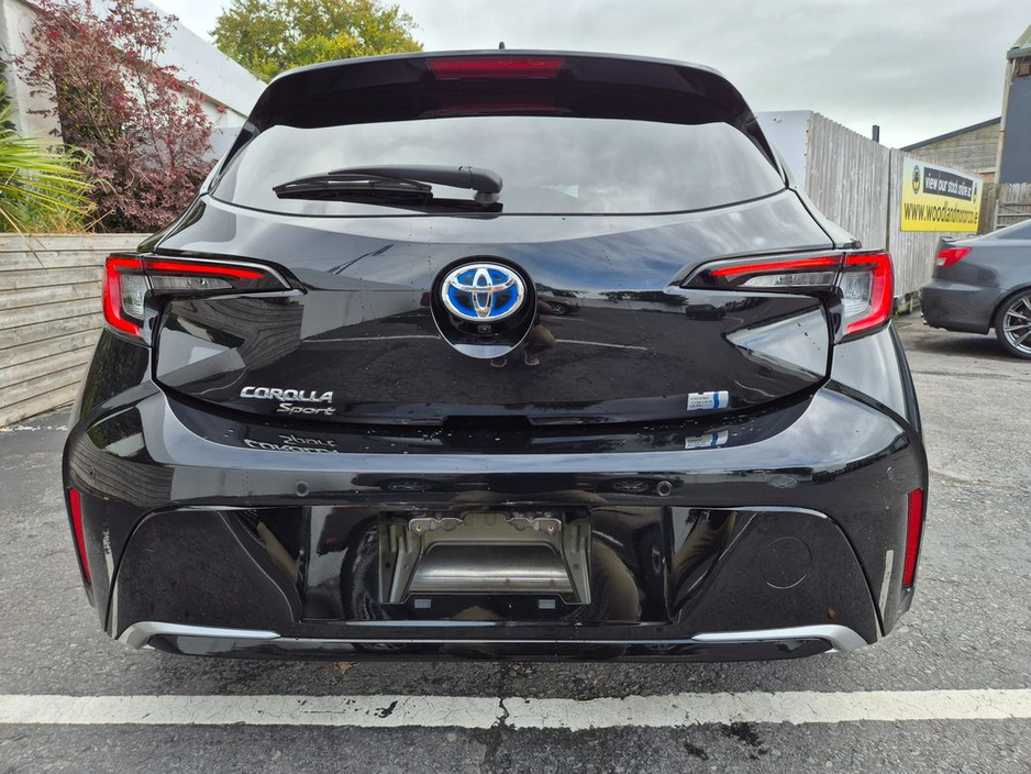 Toyota Corolla 1.8 HYBRID / SPORT SPEC / LOW MILEAGE / TAX €180 — thumbnail 8