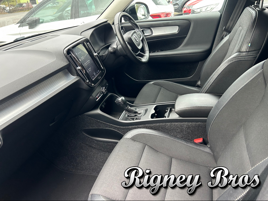 2018 Volvo XC40 2L Diesel For Sale Images