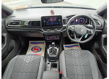 2025 Volkswagen T-Roc 2.0L Diesel For Sale Images