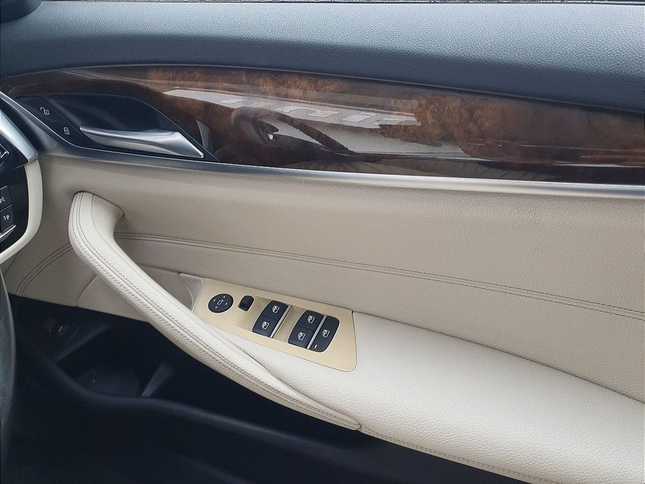 BMW 5 Series 520d SE Touring — thumbnail 23