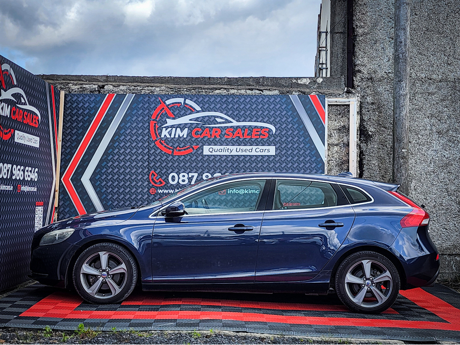2013 Volvo V40 1.6L Petrol For Sale Images